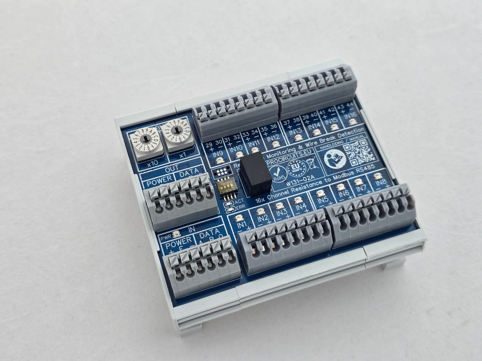 Modbus module on a DIN rail