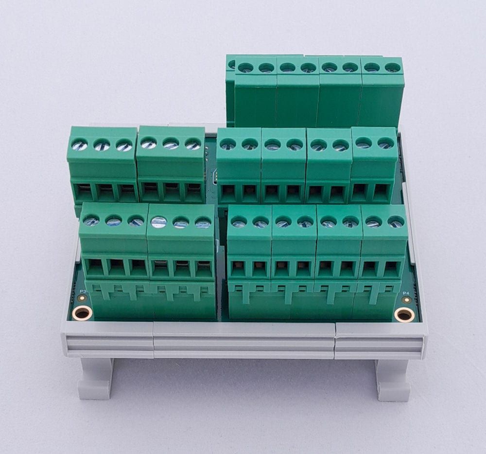 PR131-module, vooraanzicht met de klemmenblokken