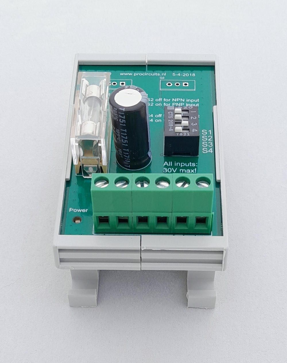 PR169 in DIN rail enclosure, front view with six screw terminals